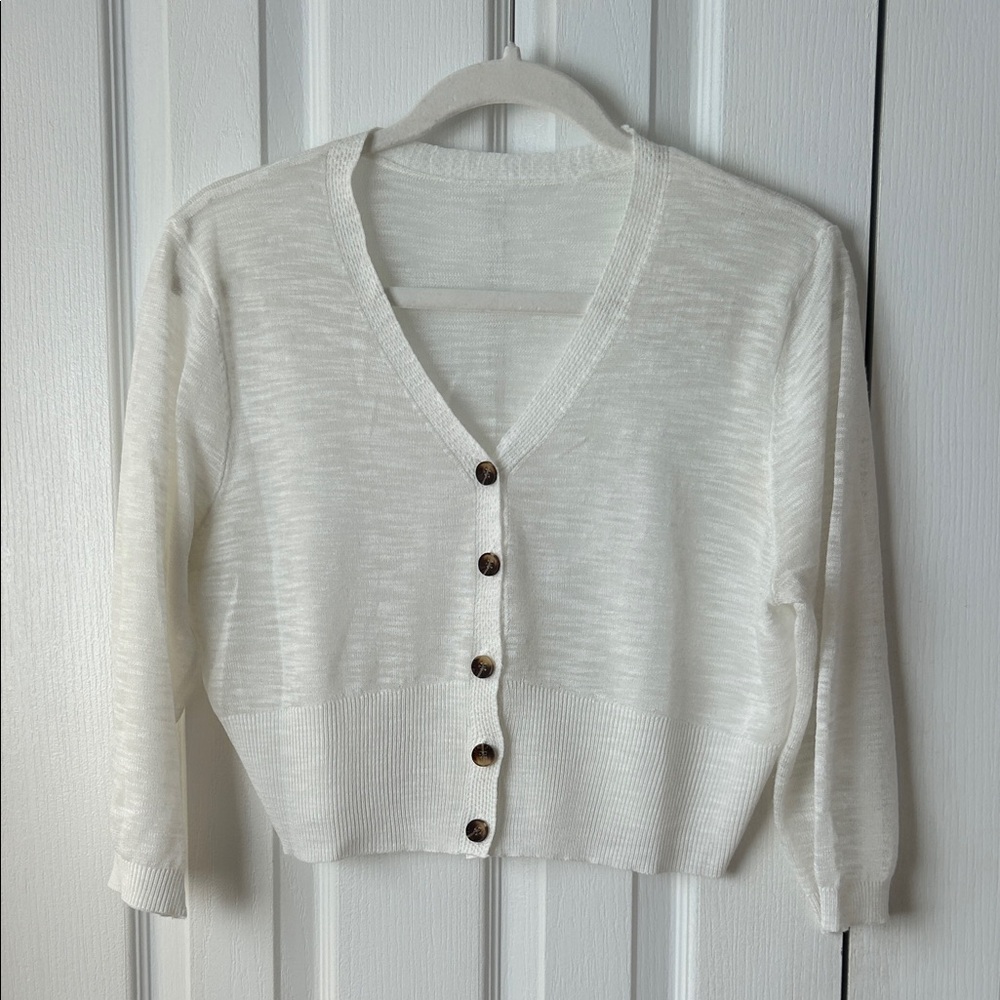 Sweet lightweight buttoned sweater